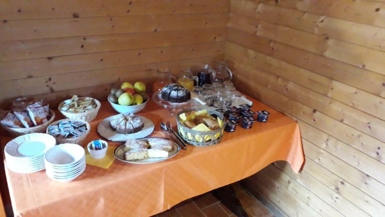 קאסטיגליונה דל לאגו Agriturismo Quercetelli מראה חיצוני תמונה