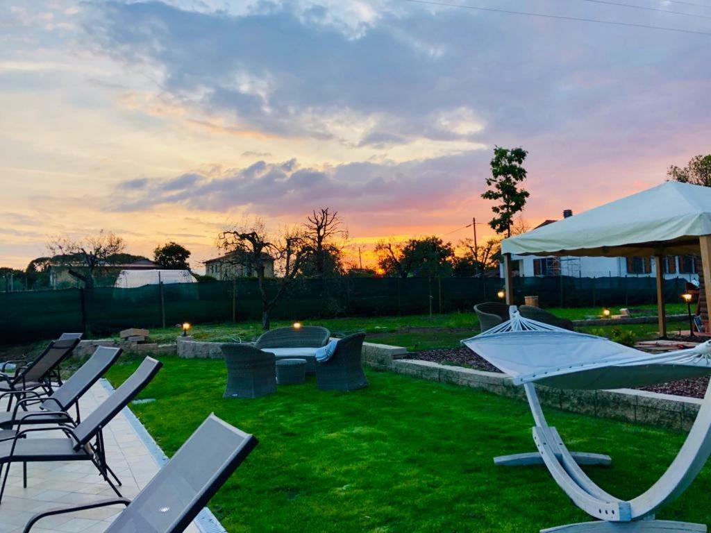 קאסטיגליונה דל לאגו Agriturismo Quercetelli מראה חיצוני תמונה